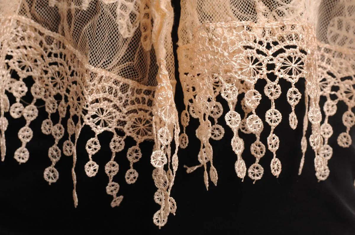 Peach Cream Vintage Lace With Flowers