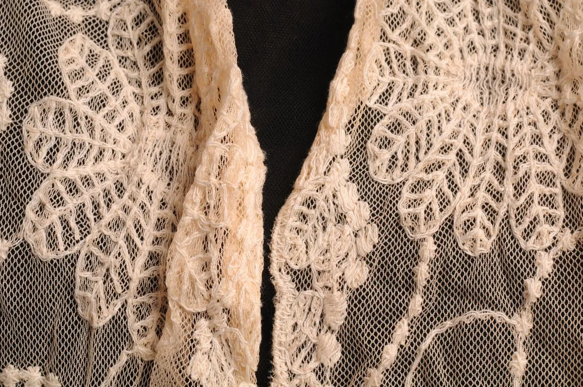 Peach Cream Vintage Lace With Flowers